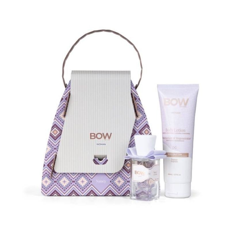 Bow Christmas Gift Box Nancy