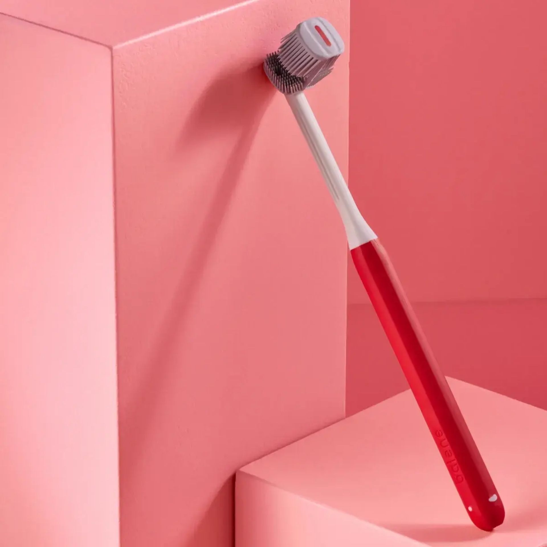 Balene by Bexident Escova de Dentes Suave Coral